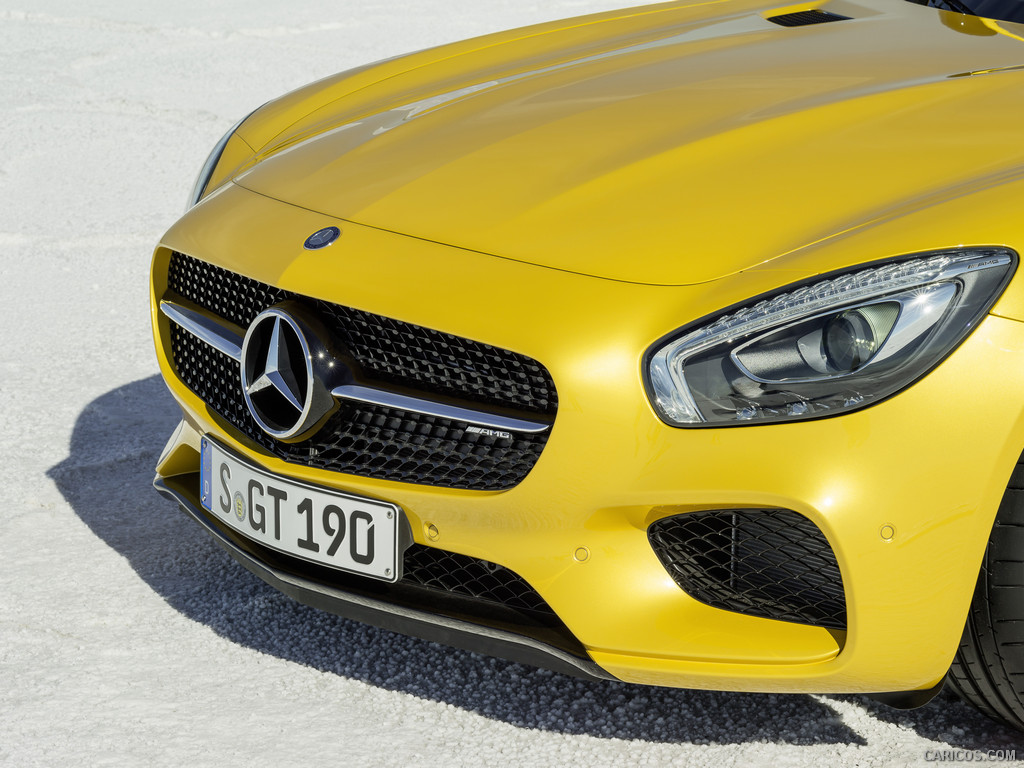 2016 Mercedes-AMG GT Exterior Night Package (Solarbeam) - Front