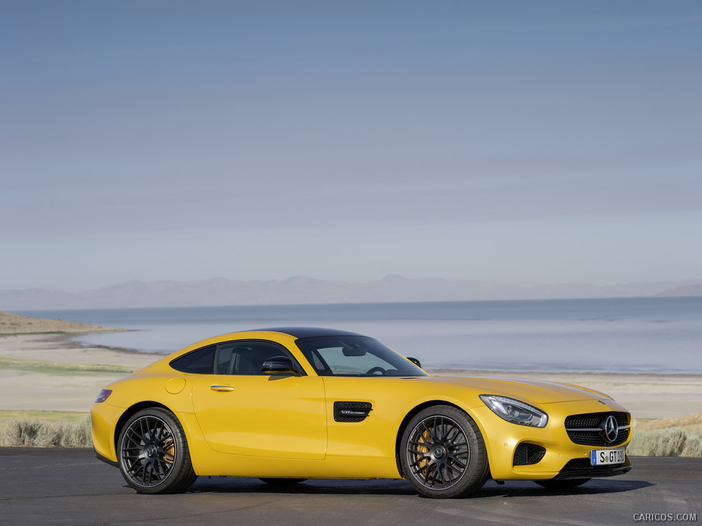 2016 Mercedes-AMG GT Exterior Night Package (Solarbeam) - Side