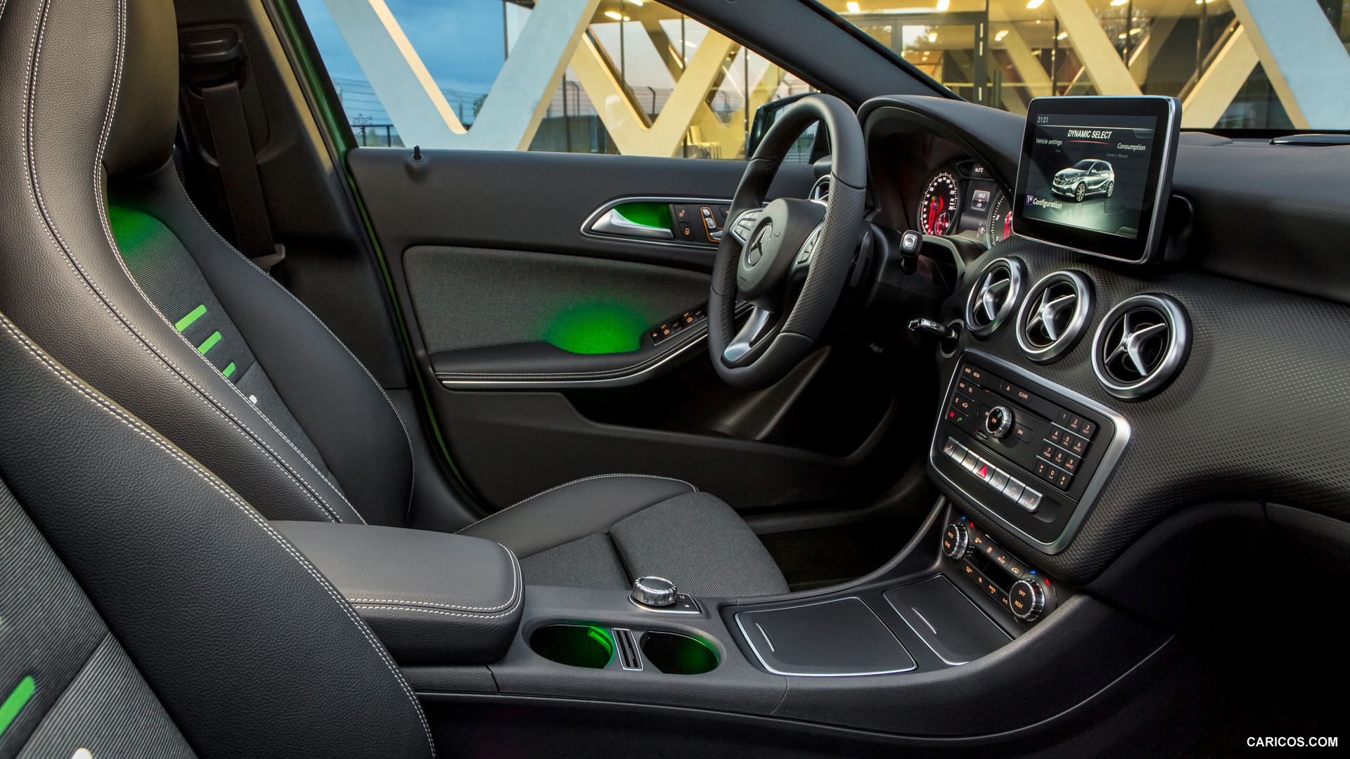 2016 Mercedes-Benz A-Class A 220d 4MATIC (Black / Green) - Interior, #41 of 43