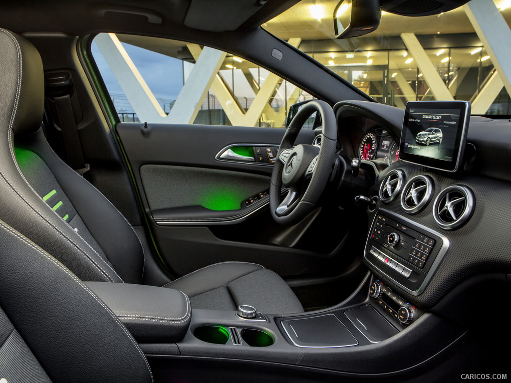 2016 Mercedes-Benz A-Class A 220d 4MATIC (Black / Green) - Interior