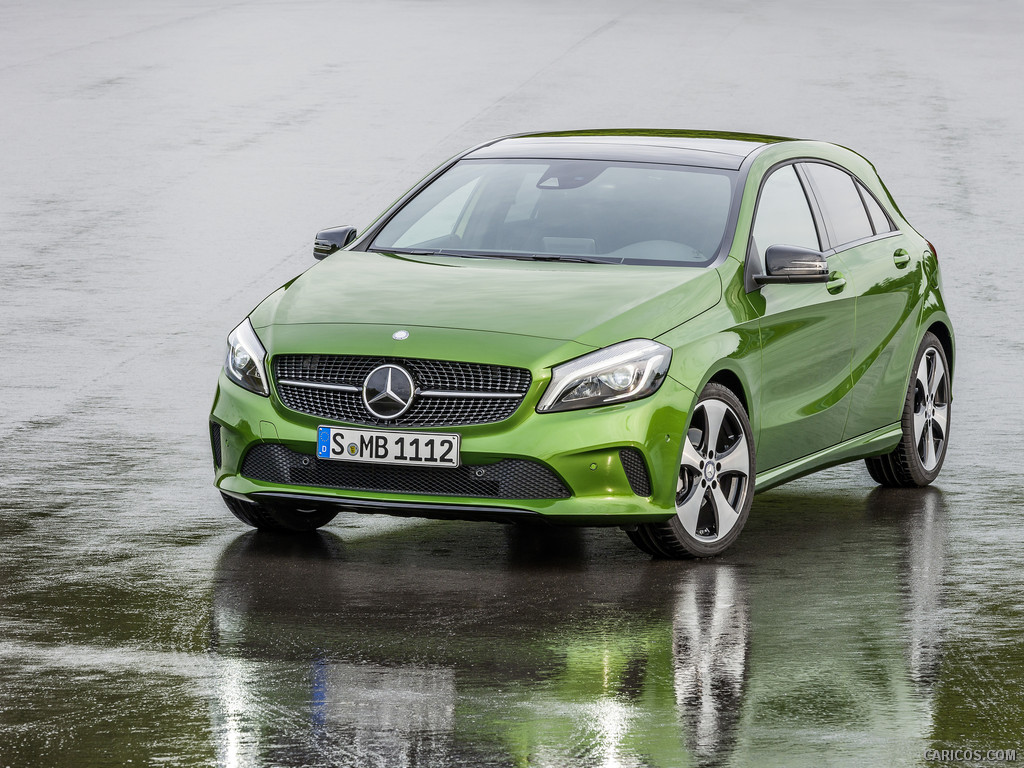 2016 Mercedes-Benz A-Class A 220d 4MATIC (Elbaite Green) - Front