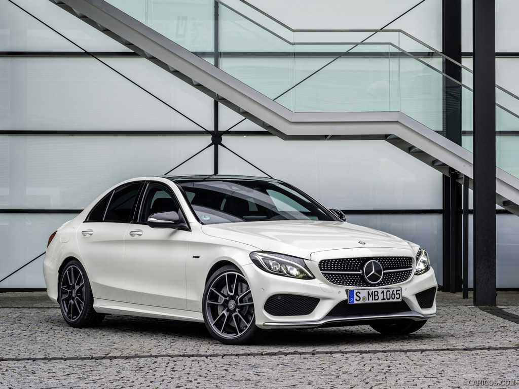 2016 Mercedes-Benz C450 AMG 4MATIC (Diamond White) - Front