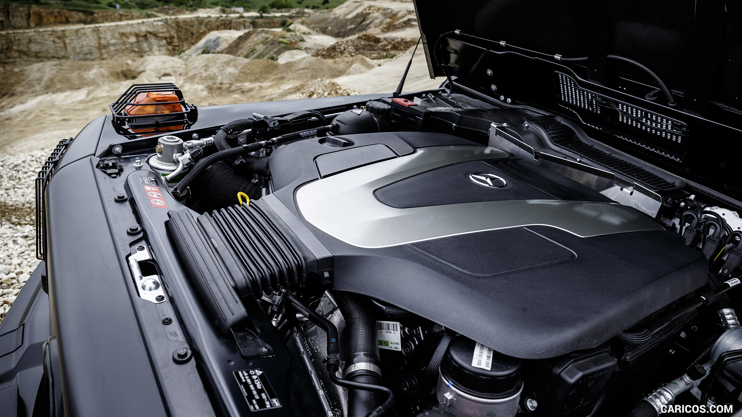 2016 Mercedes-Benz G 350 d Professional - Engine, #10 of 17