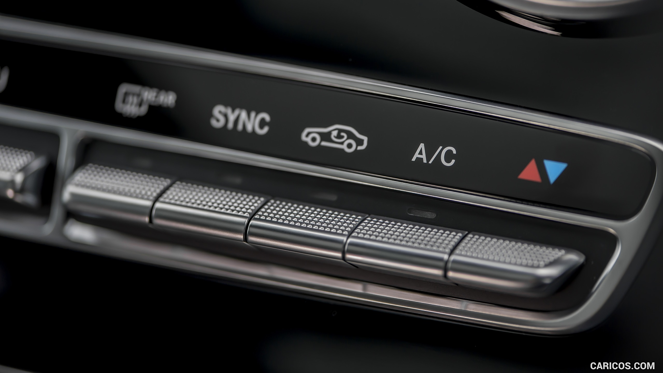 2016 Mercedes-Benz GLC 250d 4MATIC AMG Line (UK-Spec) - Interior, Controls, #112 of 130