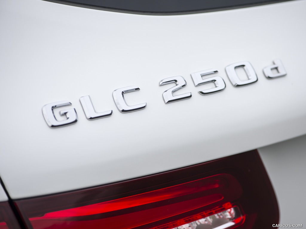 2016 Mercedes-Benz GLC 250d 4MATIC AMG Line (UK-Spec) - Badge