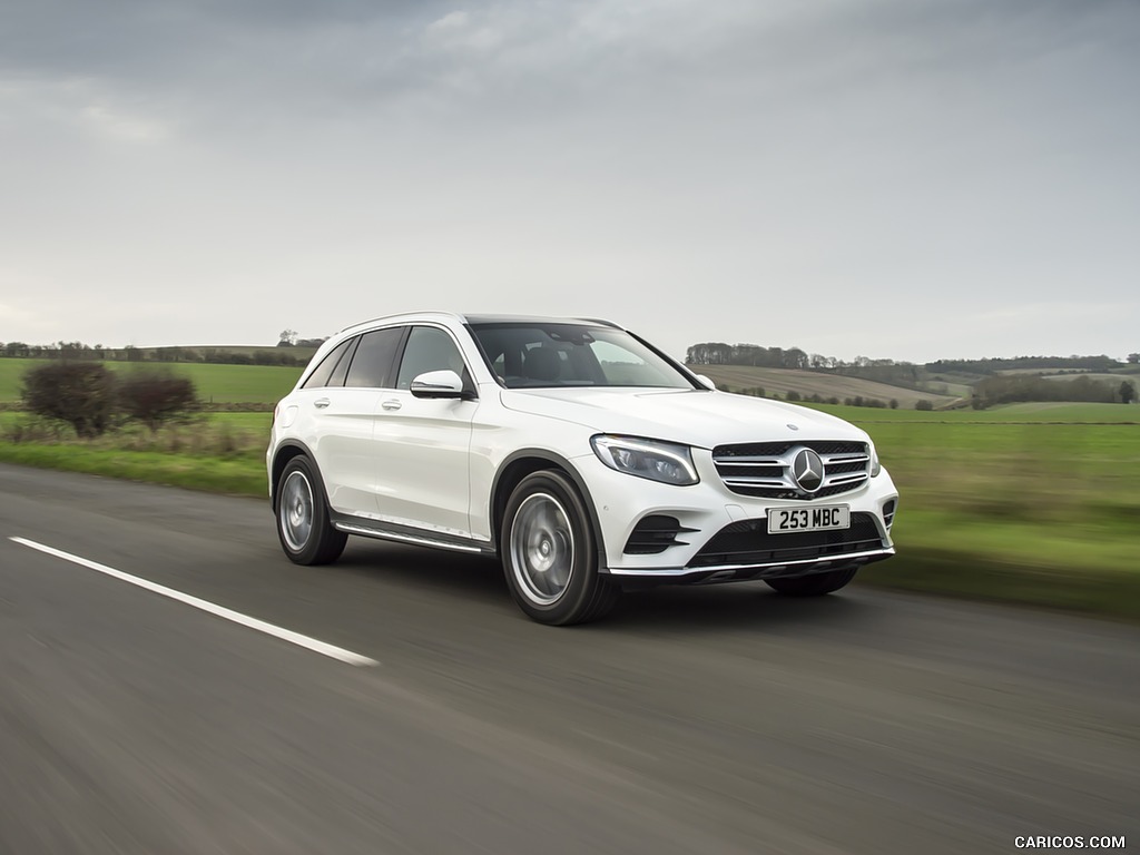 2016 Mercedes-Benz GLC 250d 4MATIC AMG Line (UK-Spec) - Front