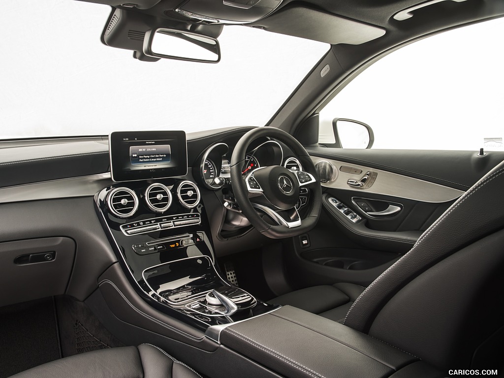 2016 Mercedes-Benz GLC 250d 4MATIC AMG Line (UK-Spec) - Interior