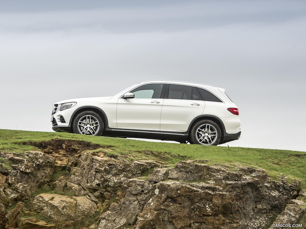 2016 Mercedes-Benz GLC 250d 4MATIC AMG Line (UK-Spec) - Side