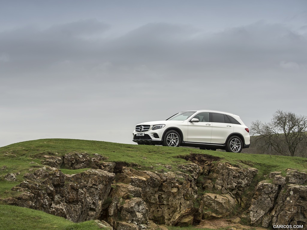 2016 Mercedes-Benz GLC 250d 4MATIC AMG Line (UK-Spec) - Side