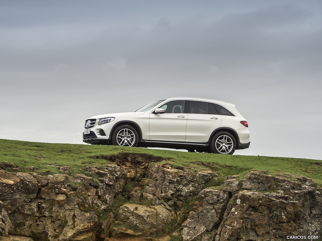 2016 Mercedes-Benz GLC 250d 4MATIC AMG Line (UK-Spec) - Side