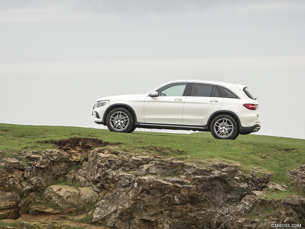 2016 Mercedes-Benz GLC 250d 4MATIC AMG Line (UK-Spec) - Side