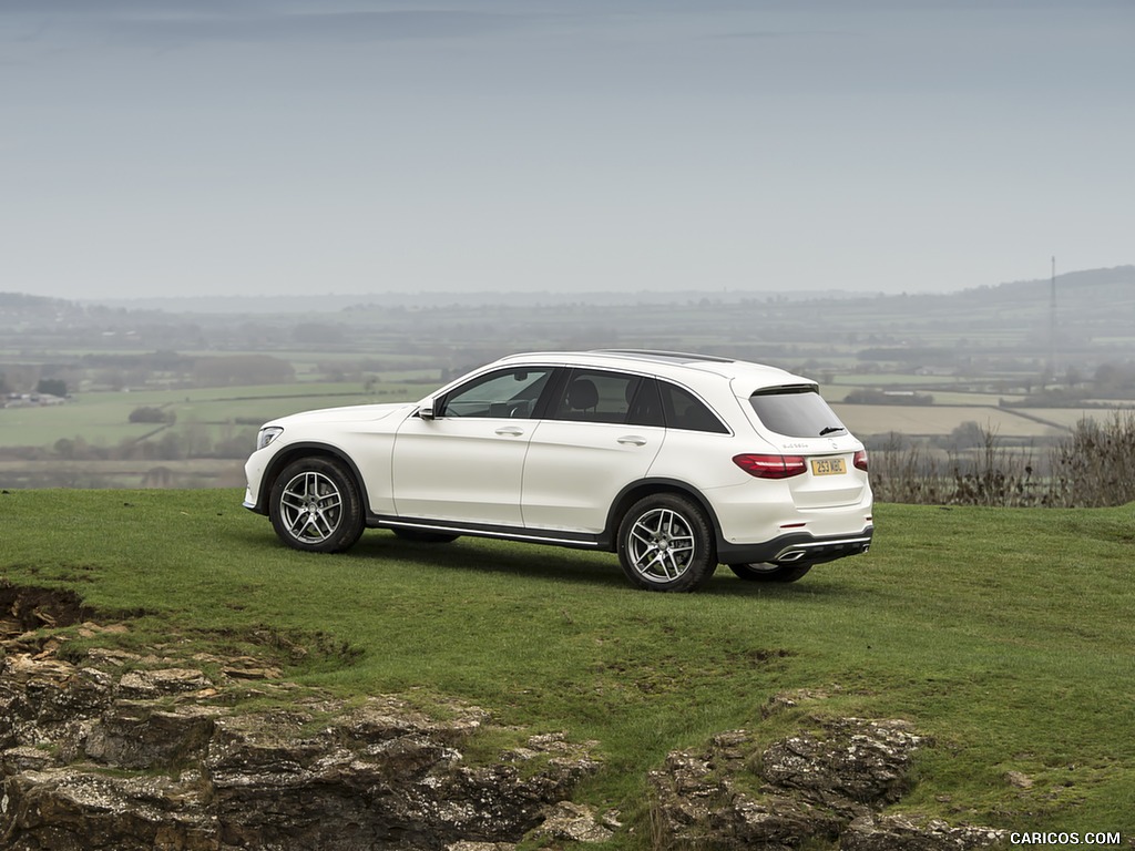 2016 Mercedes-Benz GLC 250d 4MATIC AMG Line (UK-Spec) - Side