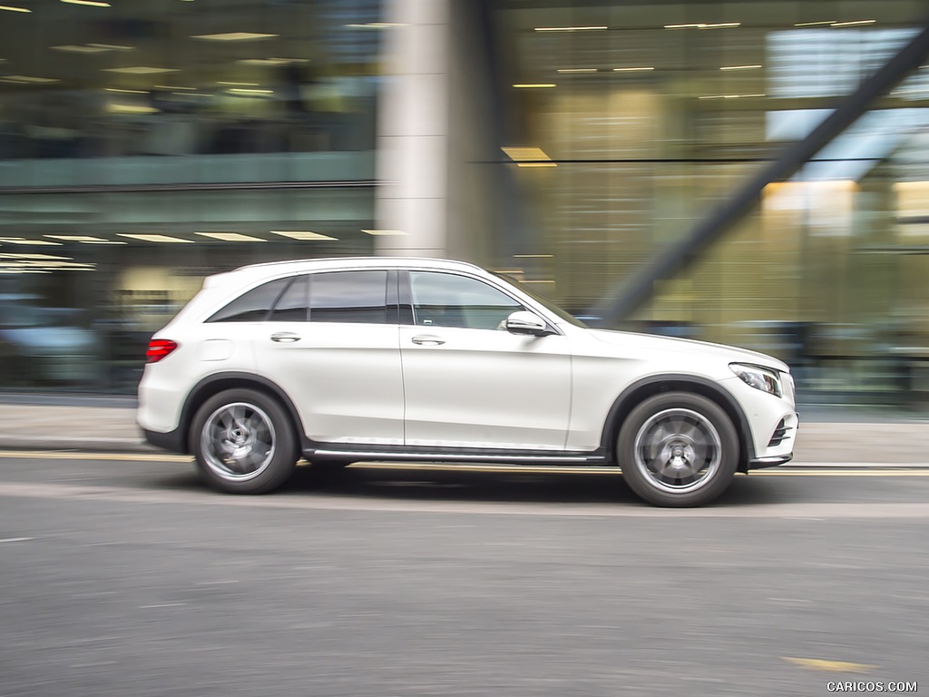 2016 Mercedes-Benz GLC 250d 4MATIC AMG Line (UK-Spec) - Side