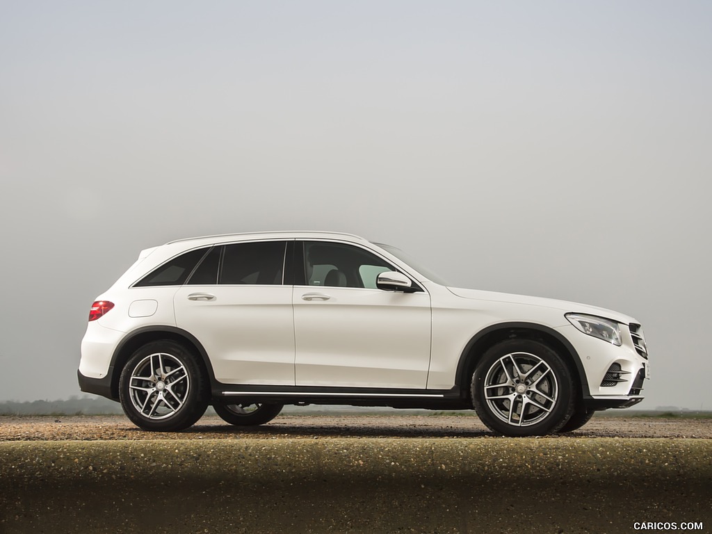 2016 Mercedes-Benz GLC 250d 4MATIC AMG Line (UK-Spec) - Side