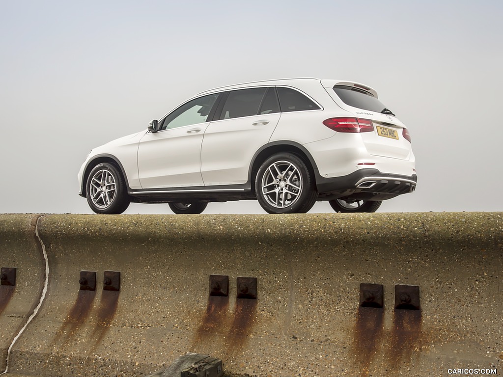 2016 Mercedes-Benz GLC 250d 4MATIC AMG Line (UK-Spec) - Side