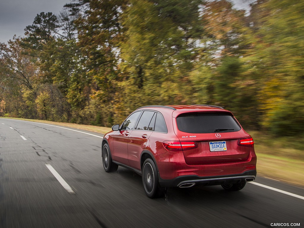 2016 Mercedes-Benz GLC 300 (US-Spec) 