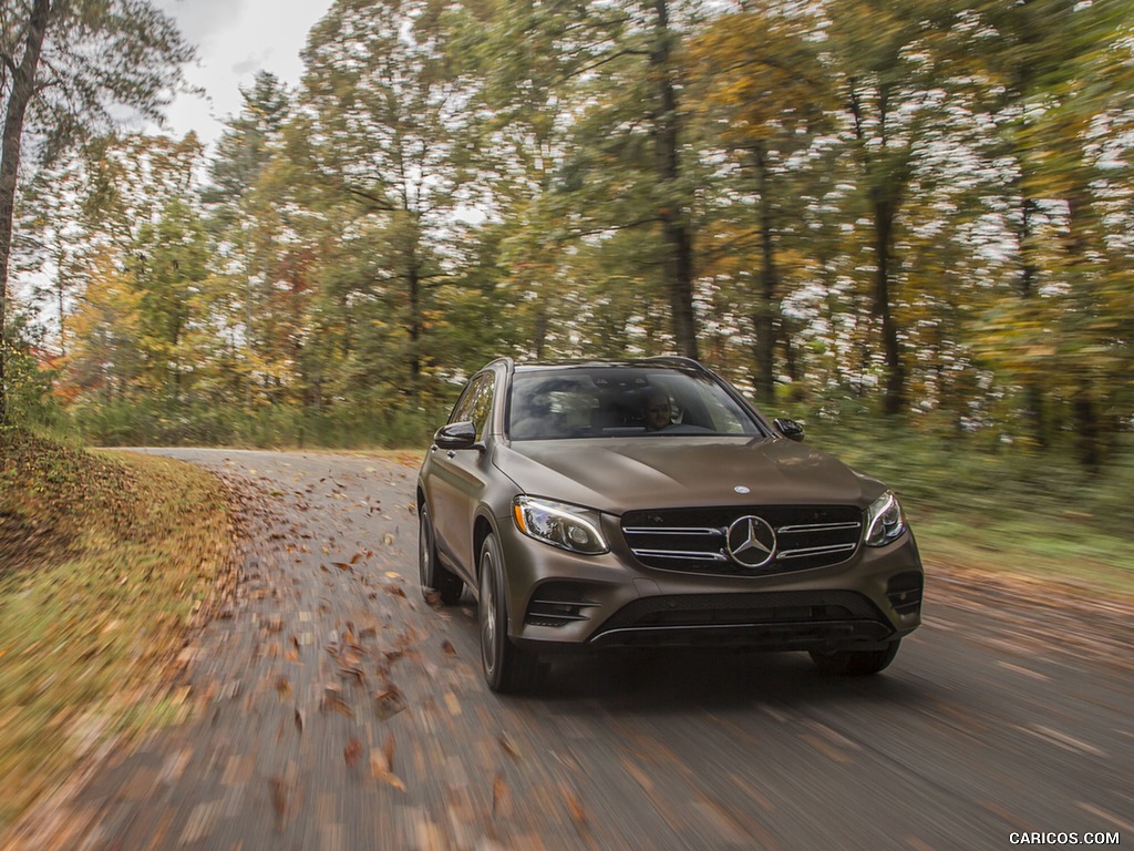 2016 Mercedes-Benz GLC 300 (US-Spec) 