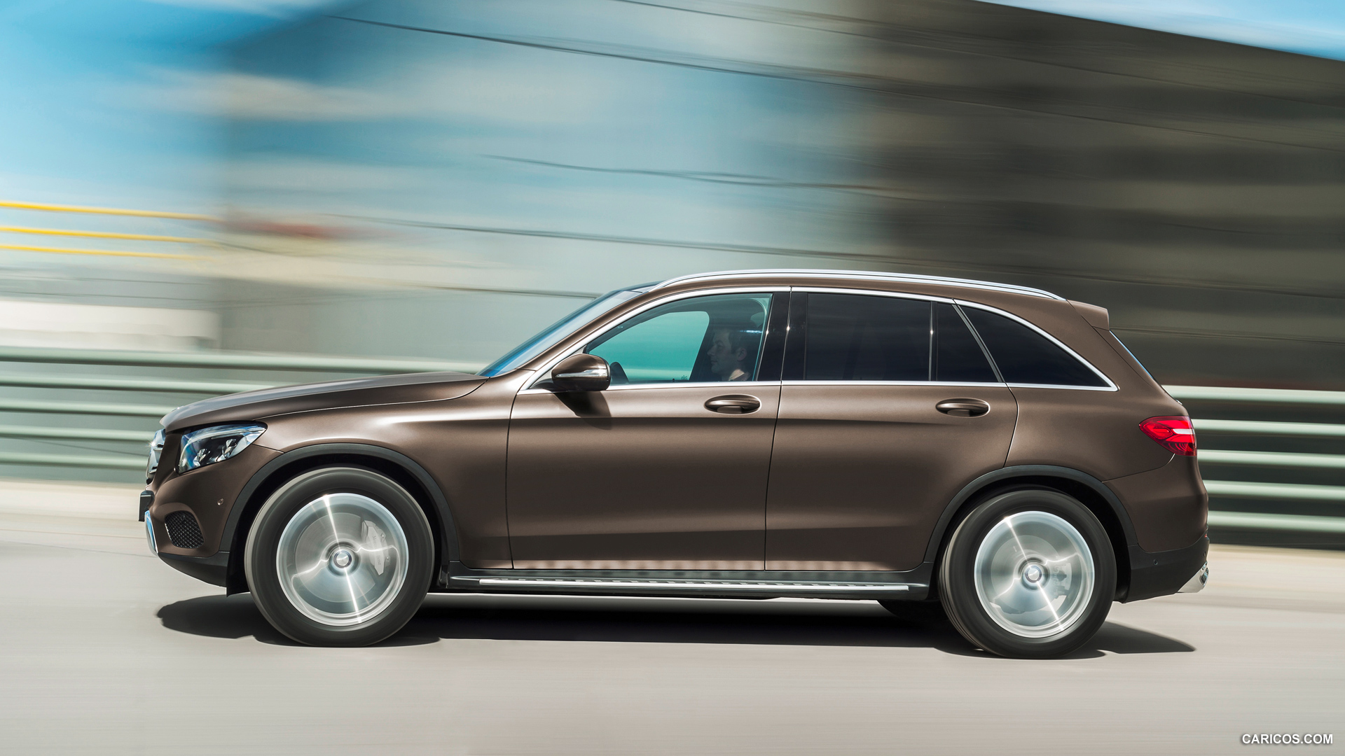 2016 Mercedes-Benz GLC-Class GLC 250d 4MATIC (Citrine Brown Magno, Offroad Line) - Side, #16 of 254