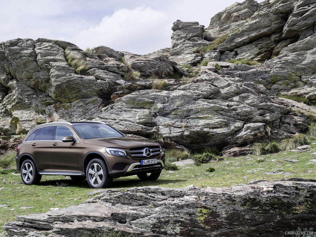 2016 Mercedes-Benz GLC-Class GLC 250d 4MATIC (CITRINE BROWN MAGNO, Offroad Line) - Front