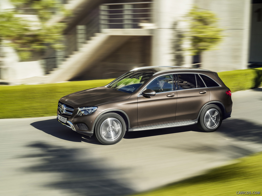 2016 Mercedes-Benz GLC-Class GLC 250d 4MATIC (CITRINE BROWN MAGNO, Offroad Line) - Side