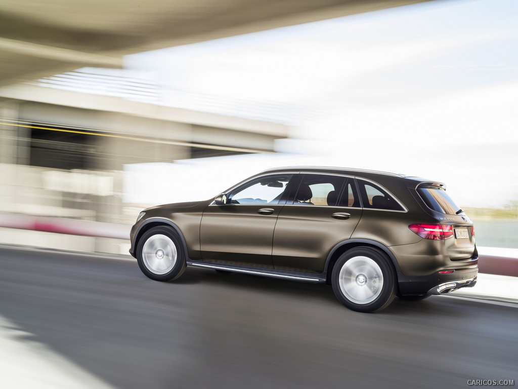 2016 Mercedes-Benz GLC-Class GLC 250d 4MATIC (CITRINE BROWN MAGNO, Offroad Line) - Side