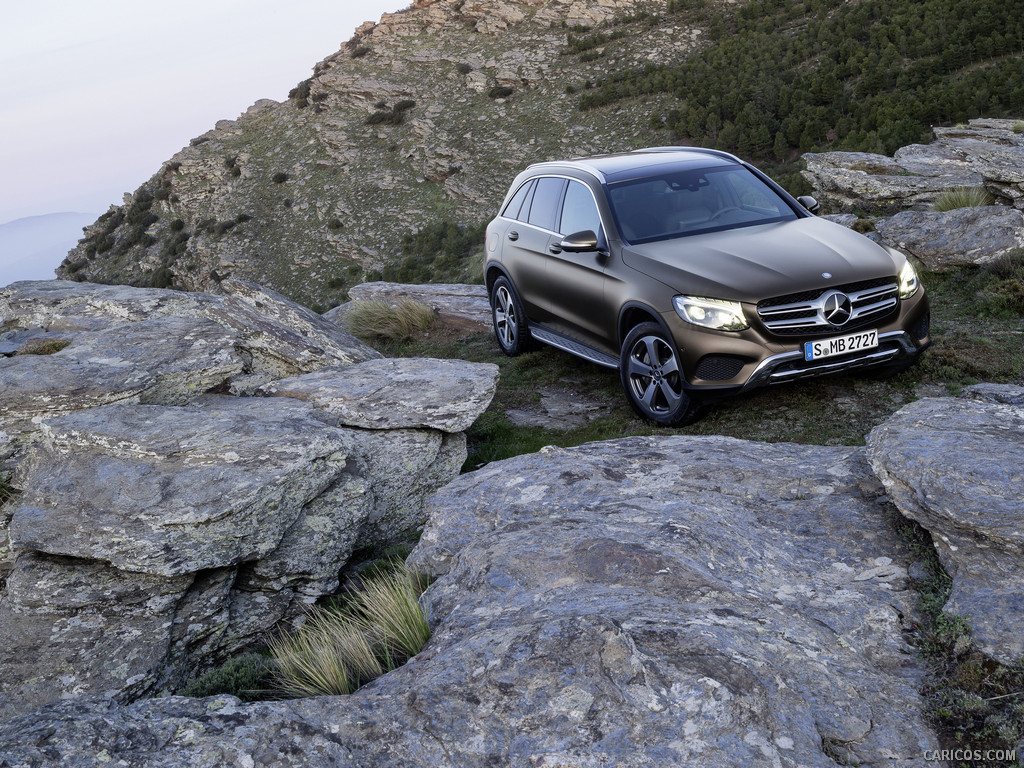 2016 Mercedes-Benz GLC-Class GLC 250d 4MATIC (Citrine Brown Magno, Offroad Line) - Front