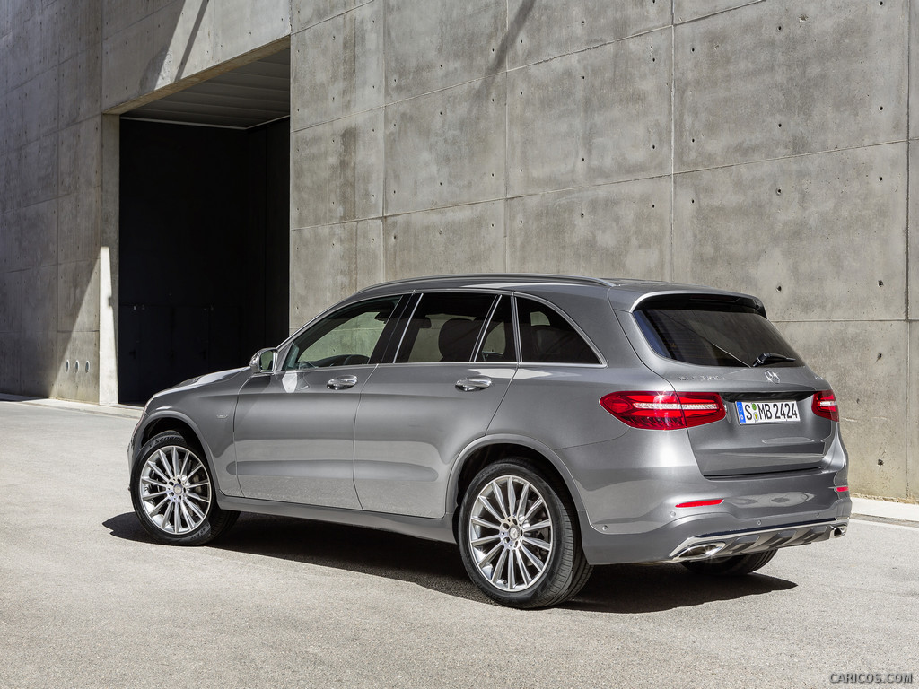 2016 Mercedes-Benz GLC-Class GLC 350e 4MATIC EDITION 1 (Selenite Grey, AMG Line) - Rear