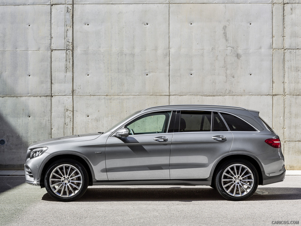 2016 Mercedes-Benz GLC-Class GLC 350e 4MATIC EDITION 1 (Selenite Grey, AMG Line) - Side