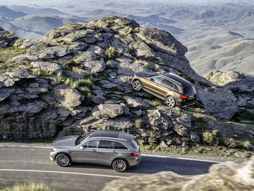 2016 Mercedes-Benz GLC-Class GLC 350e 4MATIC EDITION 1 (Selenite Grey, AMG Line) - Side