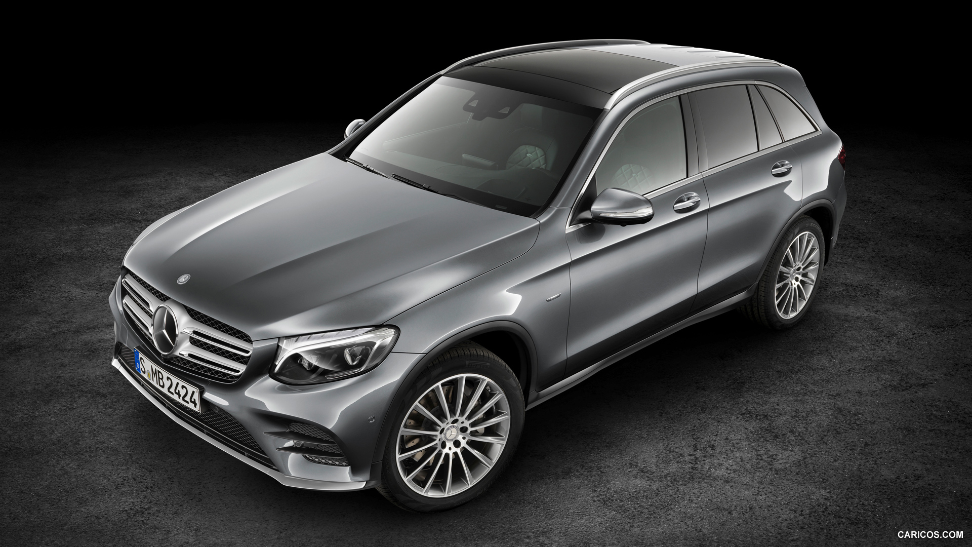 2016 Mercedes-Benz GLC-Class GLC 350e 4MATIC Edition 1 (Selenite Grey, AMG Line) - Front, #43 of 254