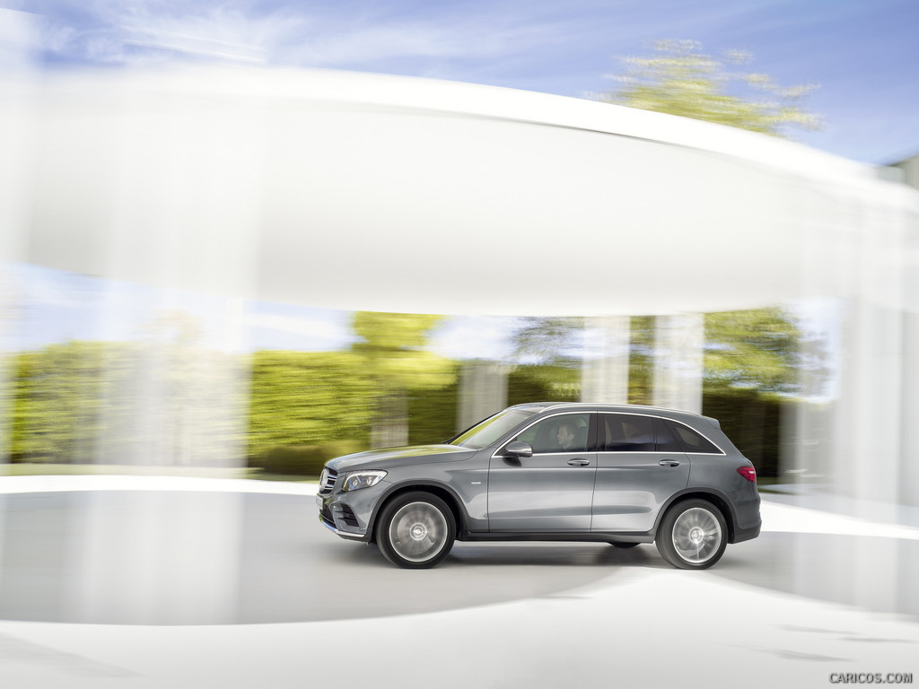 2016 Mercedes-Benz GLC-Class GLC 350e 4MATIC Edition 1 (Selenite Grey, AMG Line) - Side