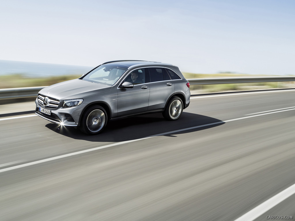 2016 Mercedes-Benz GLC-Class GLC 350e 4MATIC Edition 1 (Selenite Grey, AMG Line) - Side