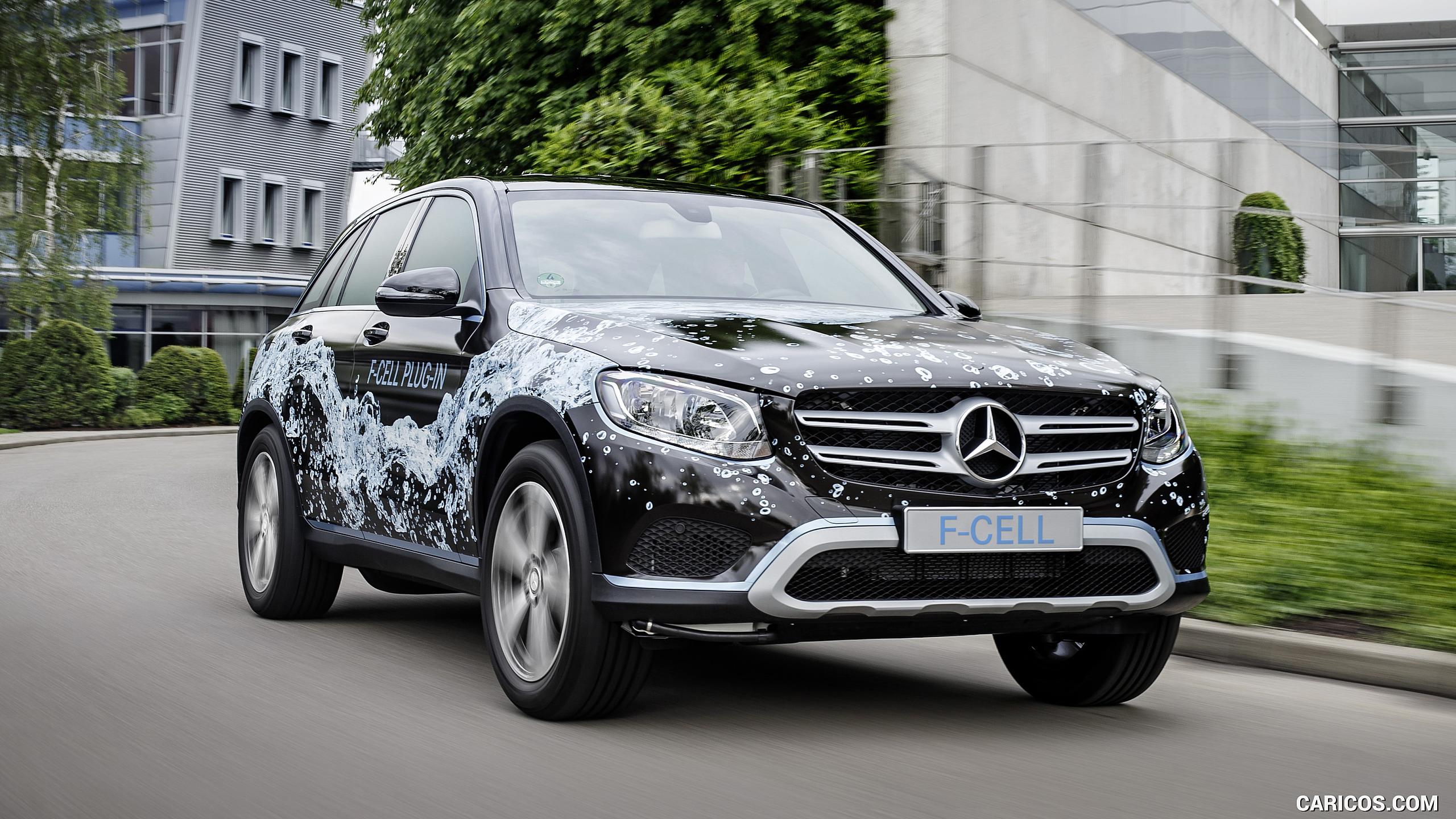 2016 Mercedes-Benz GLC F-Cell Plug-In Concept - Front, #3 of 20