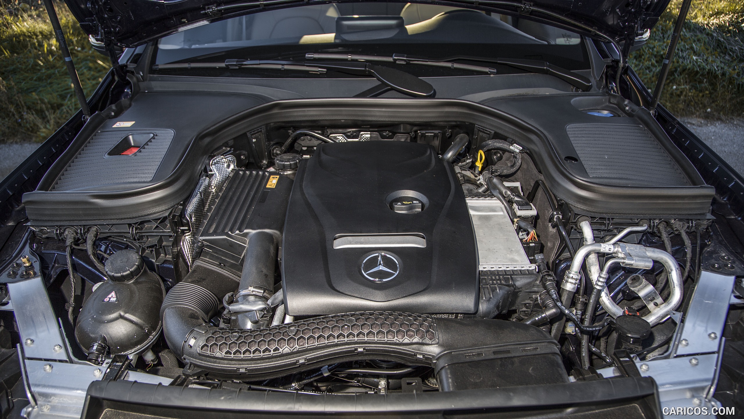 2016 Mercedes-Benz GLC GLC300 4MATIC (US-Spec) - Engine, #95 of 180
