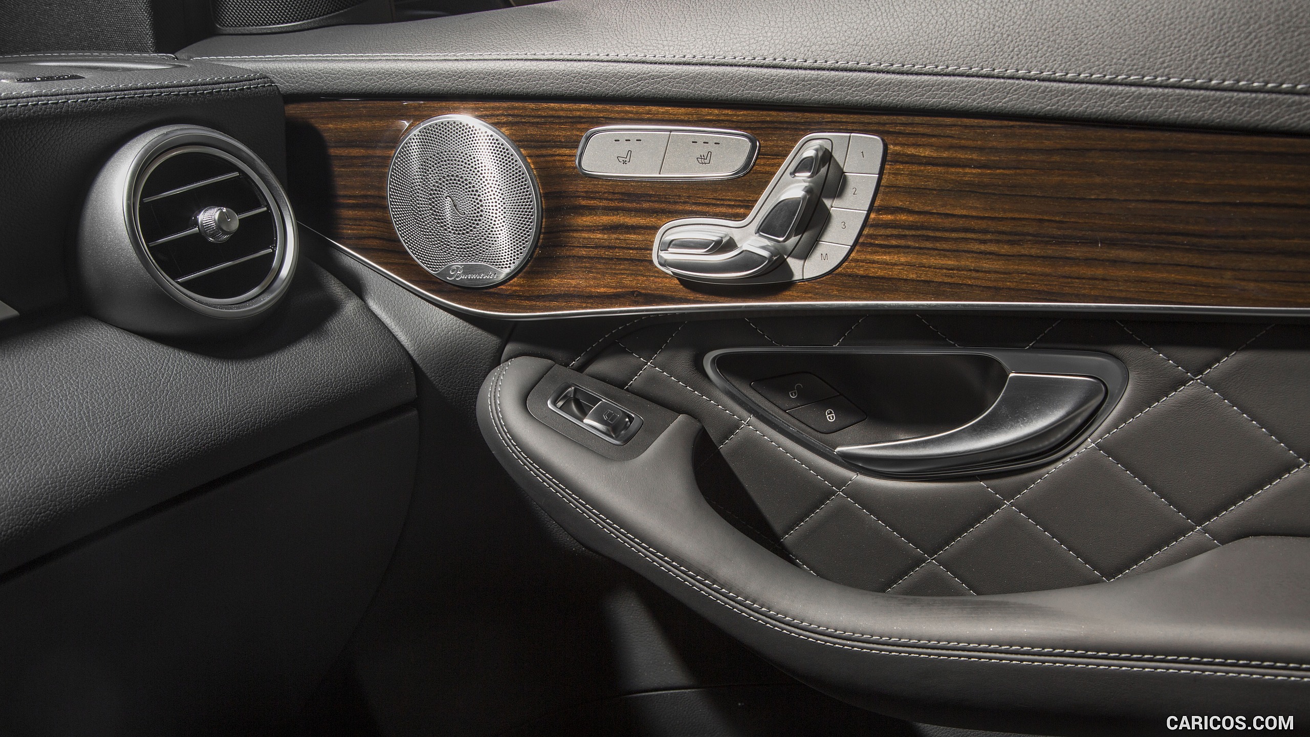 2016 Mercedes-Benz GLC GLC300 4MATIC (US-Spec) - Interior, Detail, #72 of 180