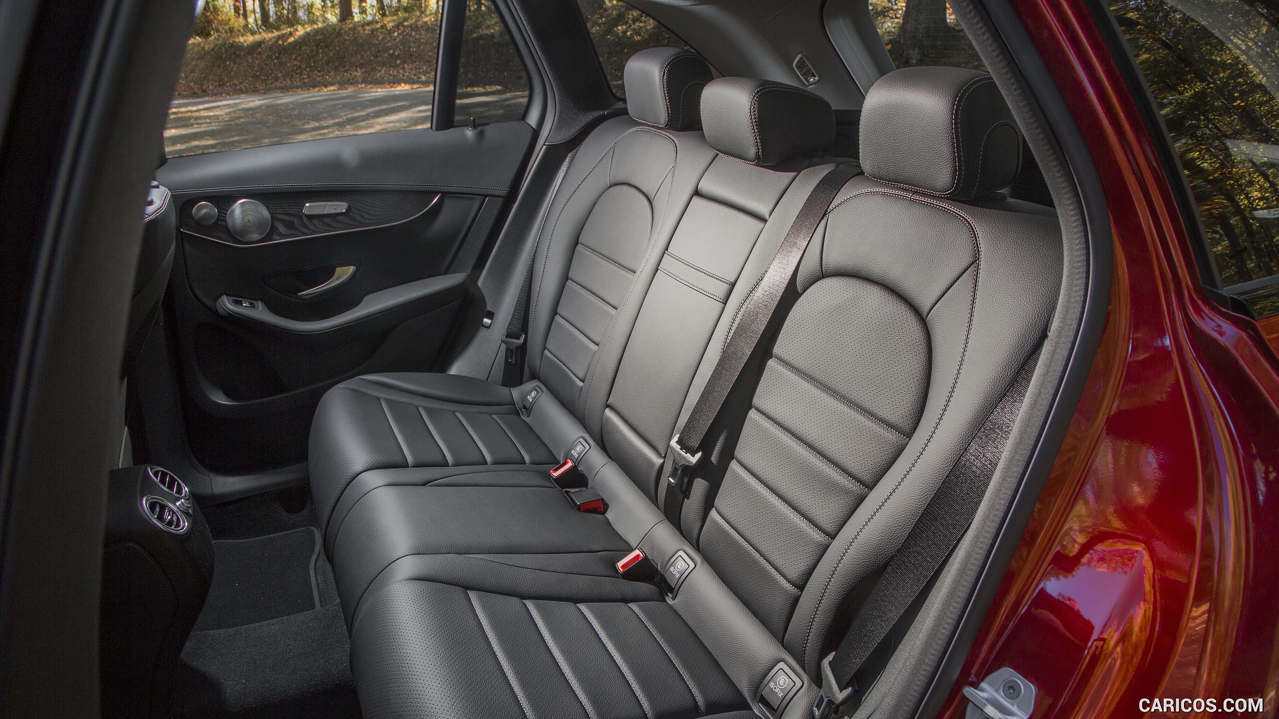 2016 Mercedes-Benz GLC GLC300 4MATIC (US-Spec) - Interior, Rear Seats, #28 of 180