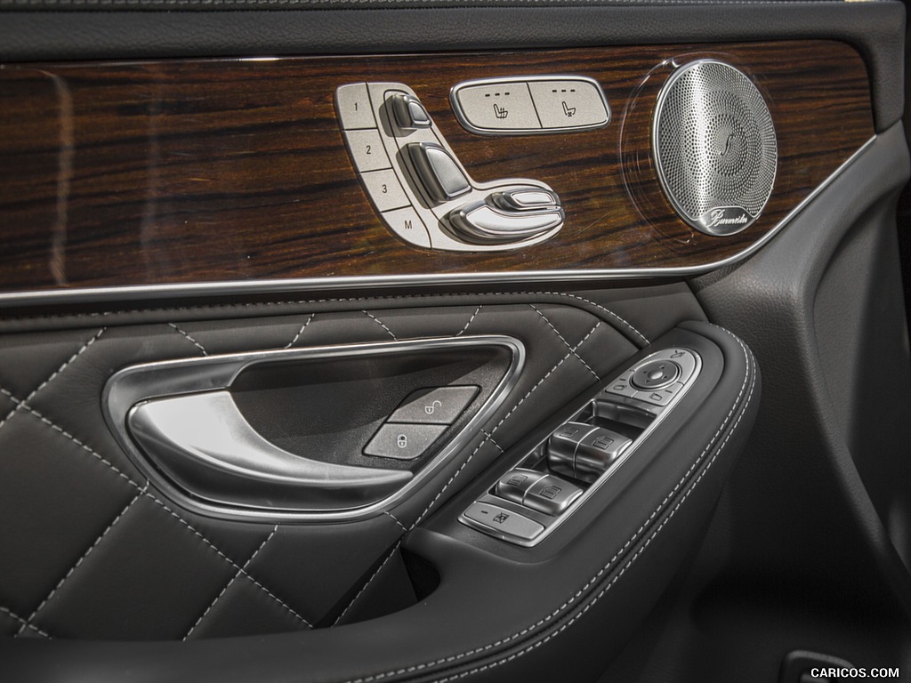 2016 Mercedes-Benz GLC GLC300 4MATIC (US-Spec) - Interior, Detail