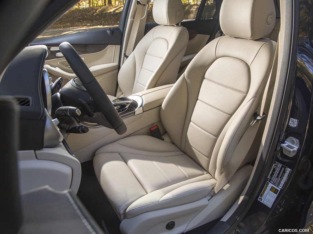 2016 Mercedes-Benz GLC GLC300 4MATIC (US-Spec) - Interior, Front Seats