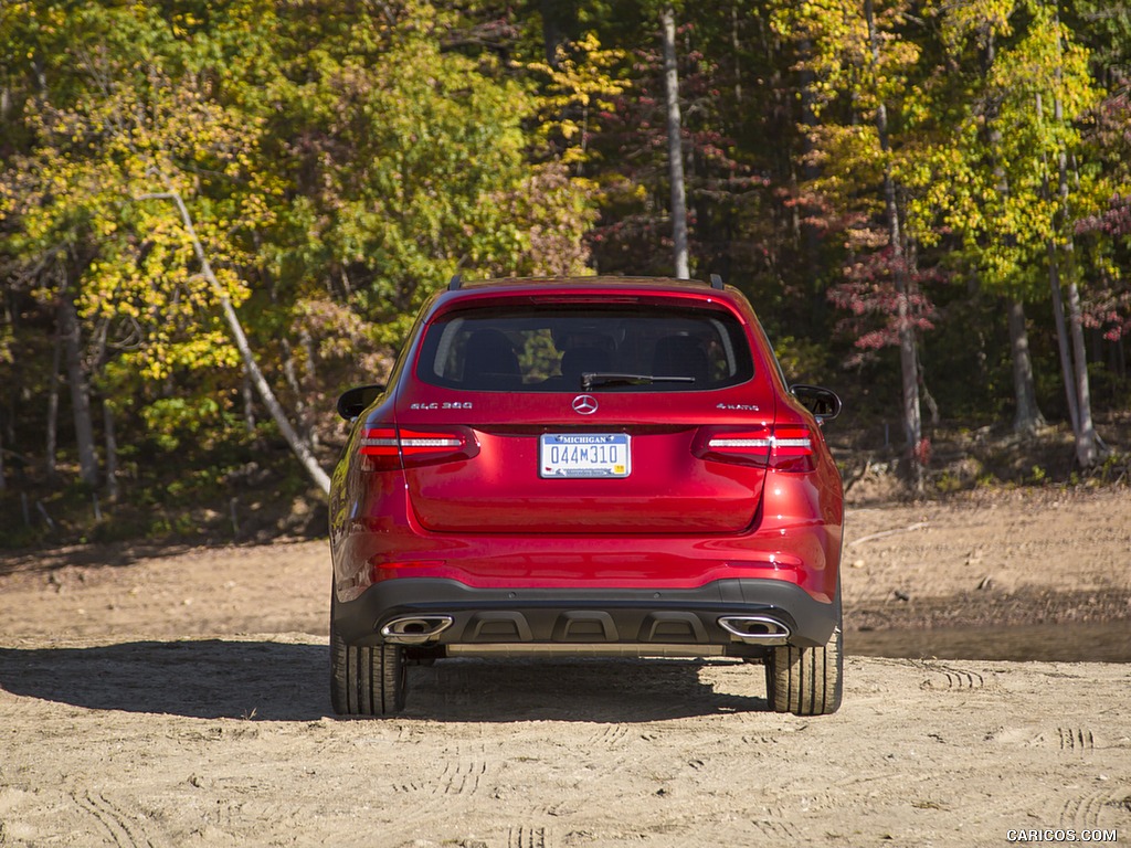 2016 Mercedes-Benz GLC GLC300 4MATIC (US-Spec) - Rear