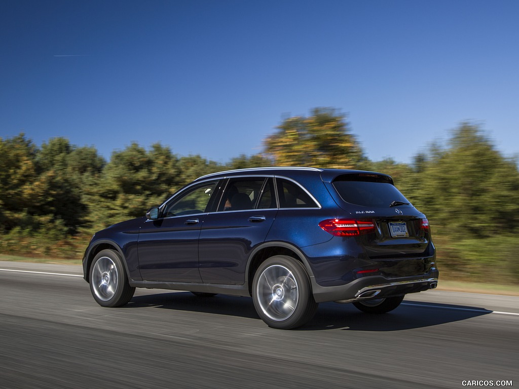 2016 Mercedes-Benz GLC GLC300 4MATIC (US-Spec) - Rear