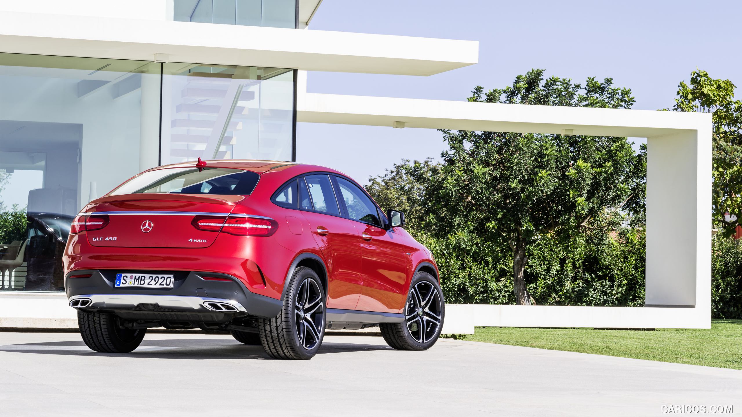 2016 Mercedes-Benz GLE 450 AMG Coupe 4MATIC (Designo Hyacinth Red Metallic) - Rear, #2 of 115