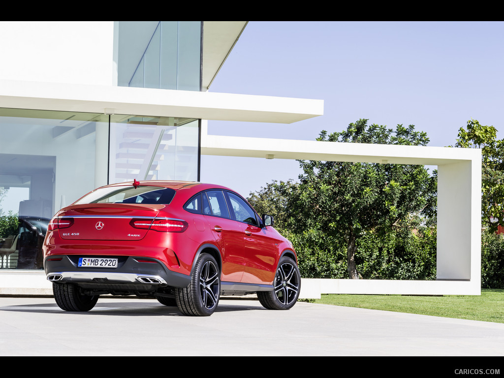 2016 Mercedes-Benz GLE 450 AMG Coupe 4MATIC (Designo Hyacinth Red Metallic) - Rear