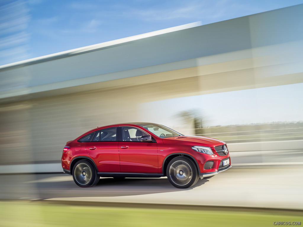 2016 Mercedes-Benz GLE 450 AMG Coupe 4MATIC (Designo Hyacinth Red Metallic) - Side