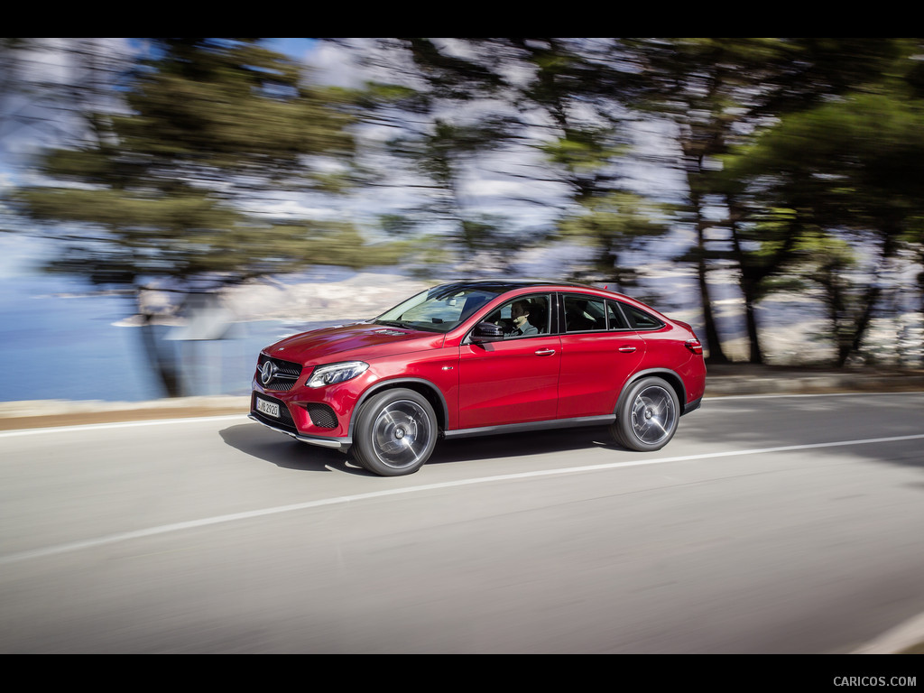 2016 Mercedes-Benz GLE 450 AMG Coupe 4MATIC (Designo Hyacinth Red Metallic) - Side