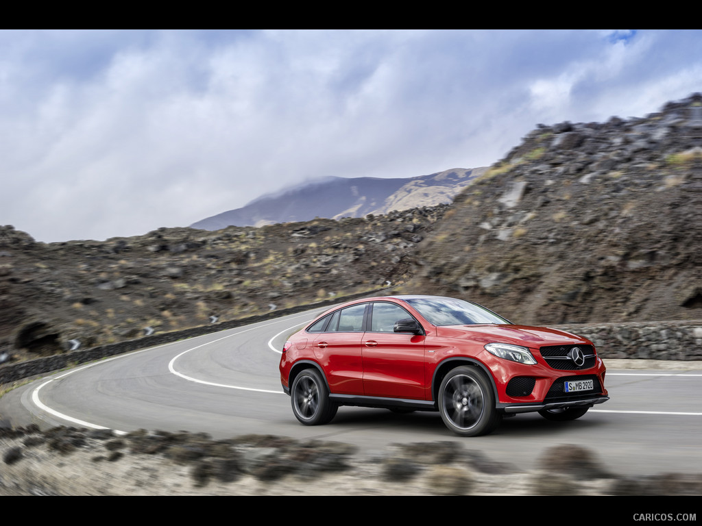 2016 Mercedes-Benz GLE 450 AMG Coupe 4MATIC (Designo Hyacinth Red Metallic) - Side