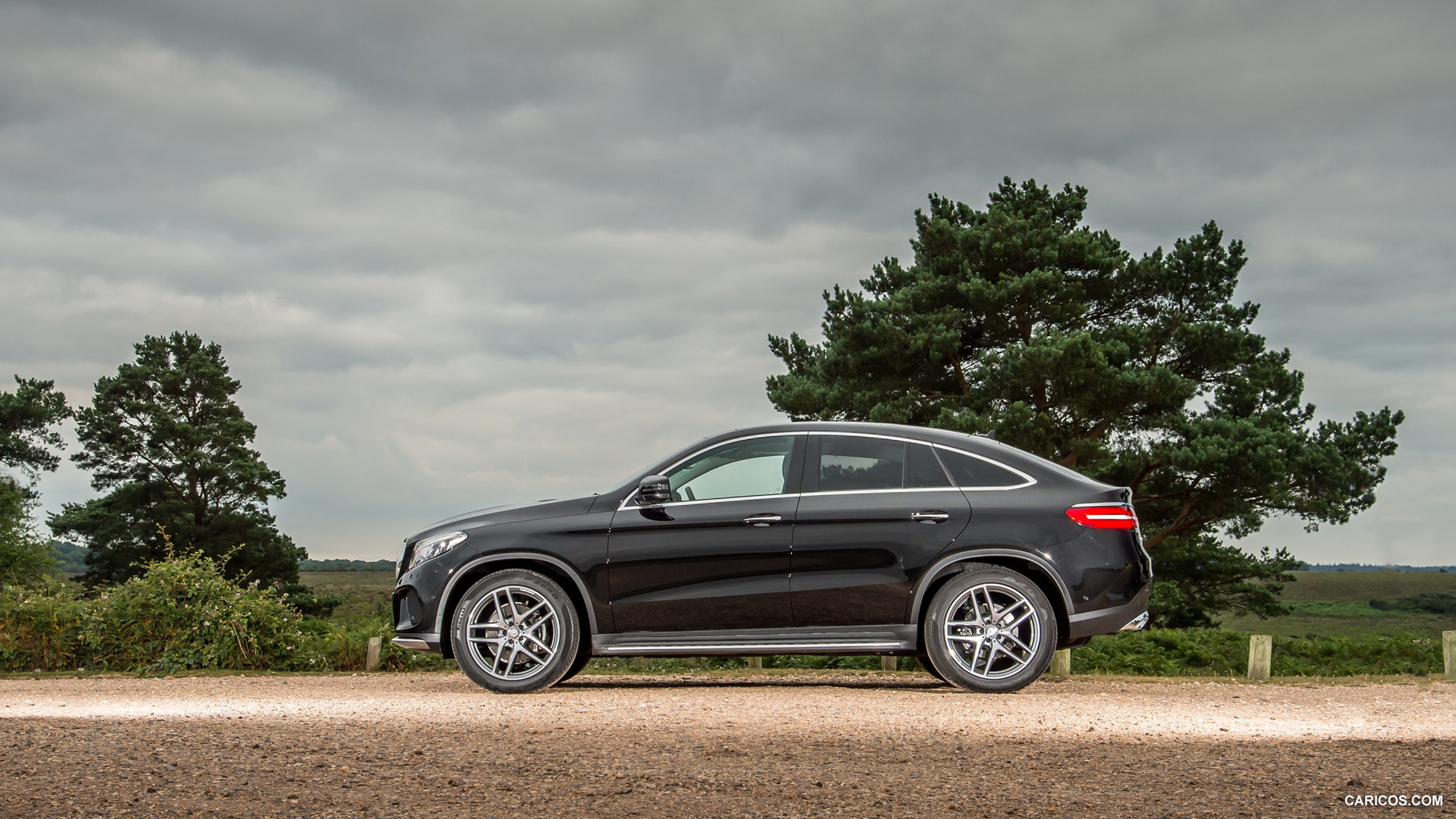 2016 Mercedes-Benz GLE-Class Coupe GLE350d (UK-Spec)  - Side, #52 of 82