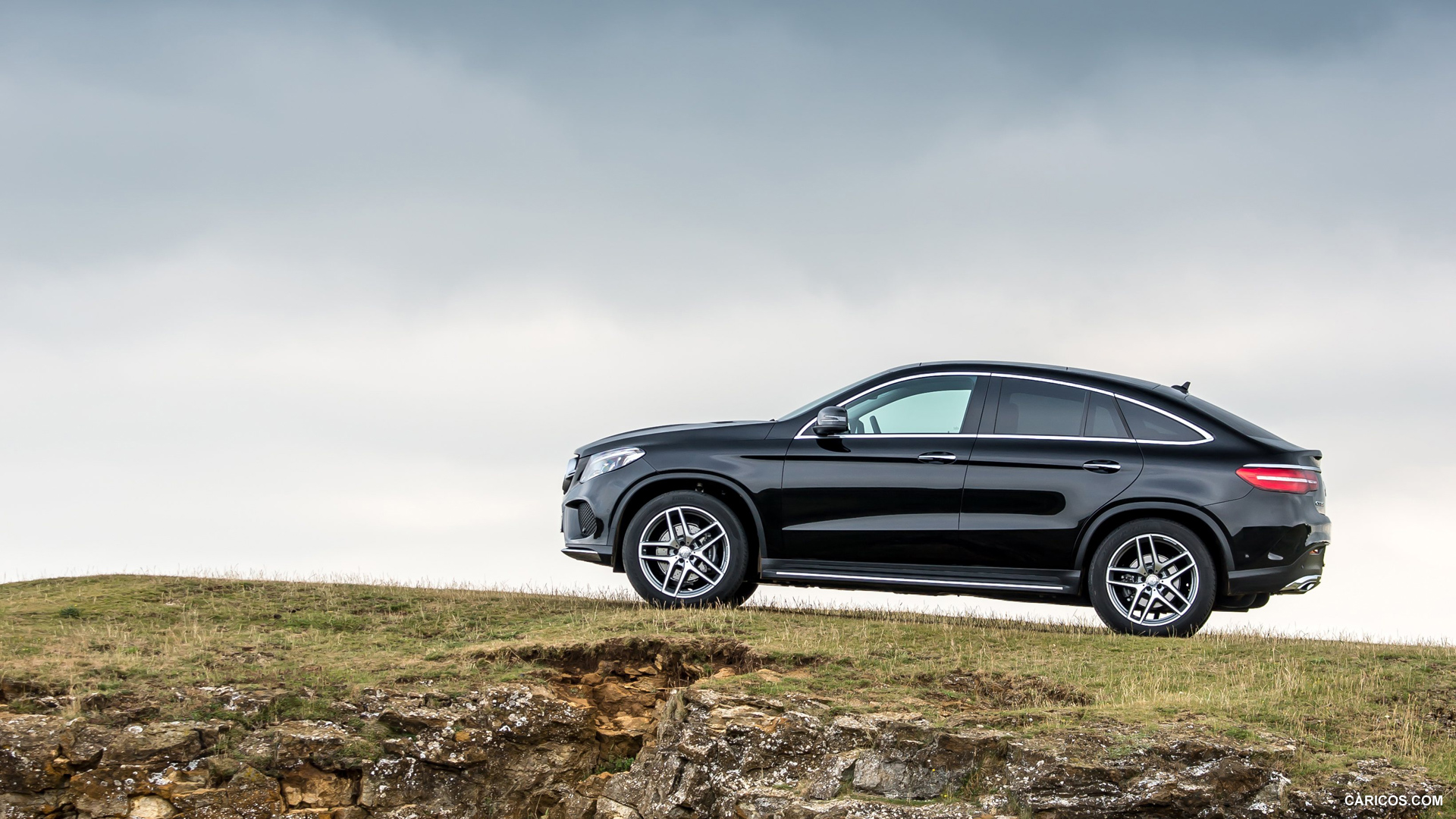 2016 Mercedes-Benz GLE-Class Coupe GLE350d (UK-Spec)  - Side, #57 of 82