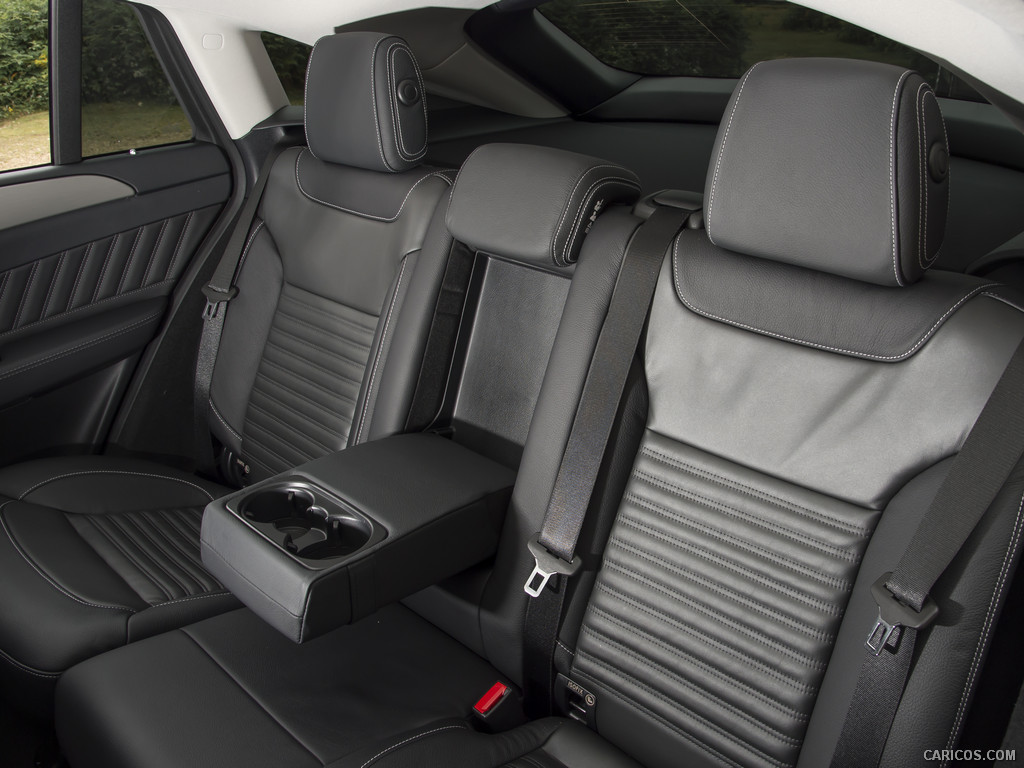 2016 Mercedes-Benz GLE-Class Coupe GLE350d (UK-Spec)  - Interior Rear Seats