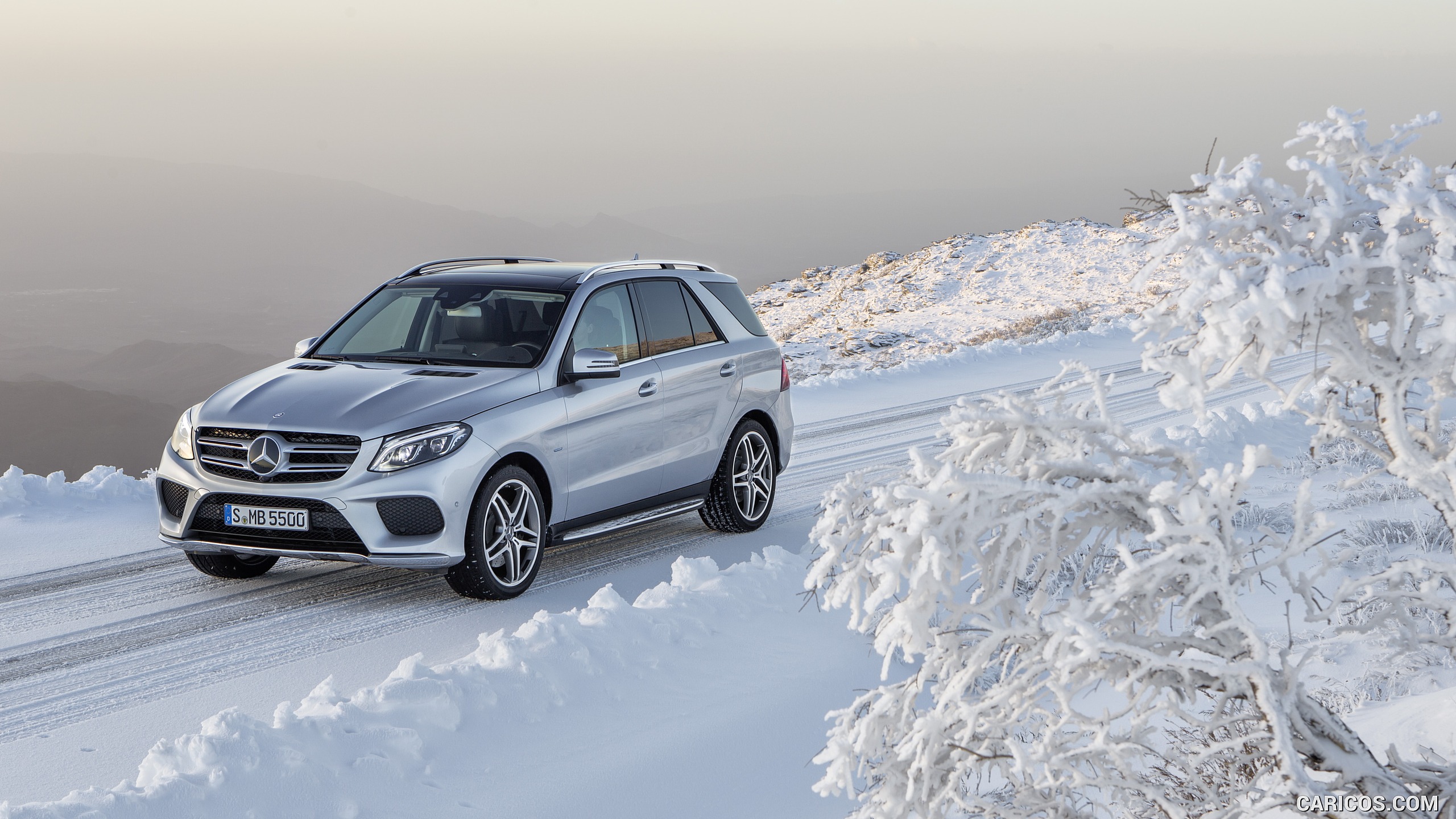2016 Mercedes-Benz GLE-Class GLE 500 e AMG Line - Front, #6 of 141