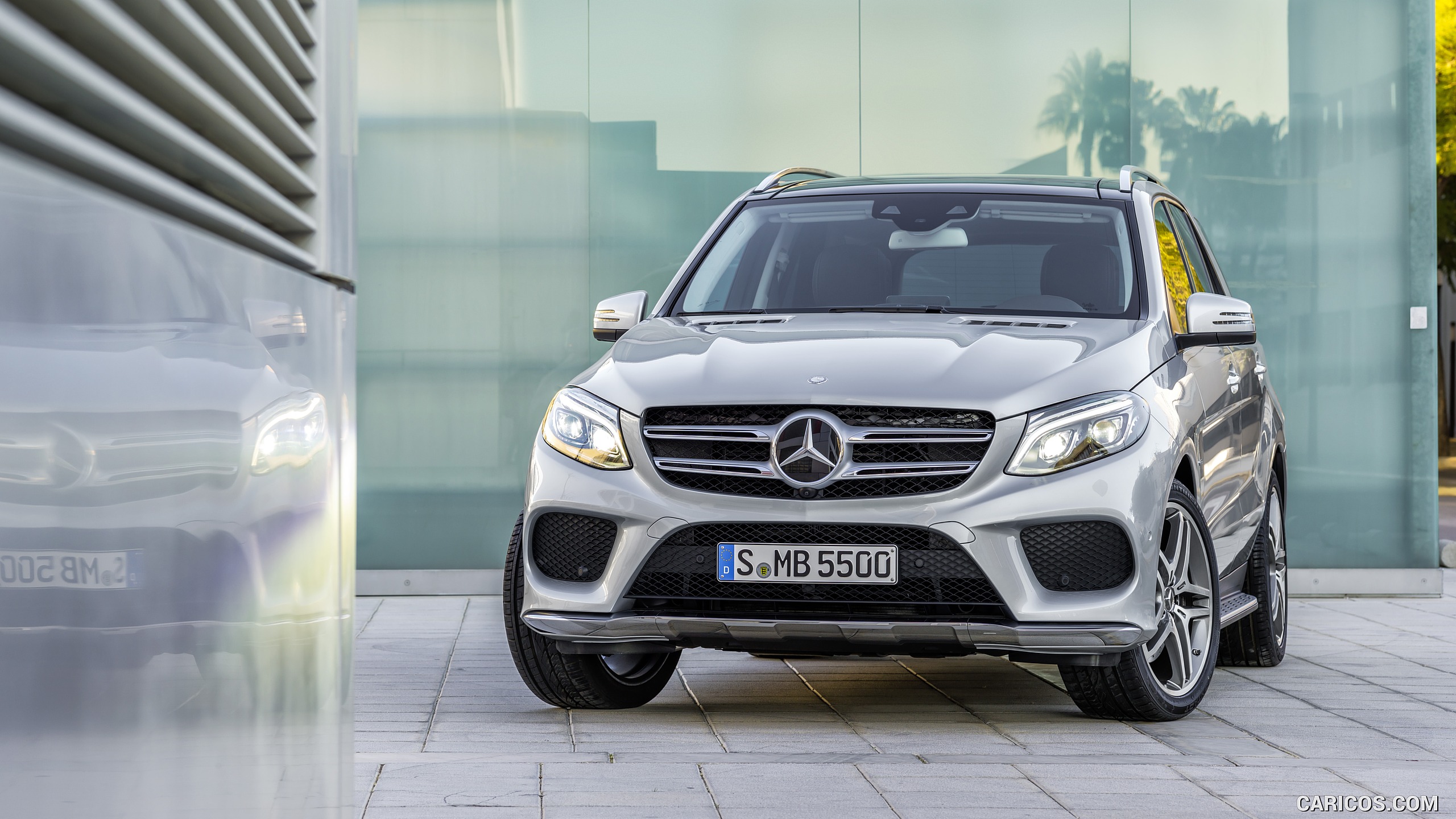 2016 Mercedes-Benz GLE-Class GLE 500 e AMG Line - Front, #12 of 141
